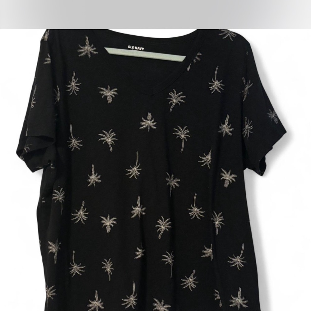 Old Navy Black Palm Print Women's Tee